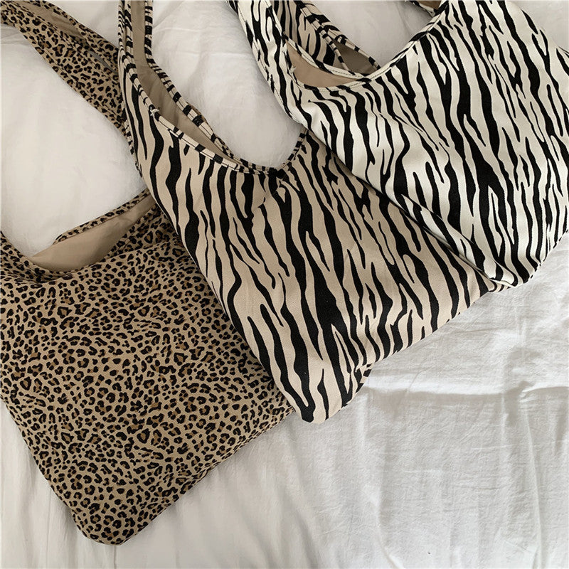 Bag women's bag new Korean version crossbody shoulder bag canvas bag animal texture diagonal span large capacity shopping bag bags