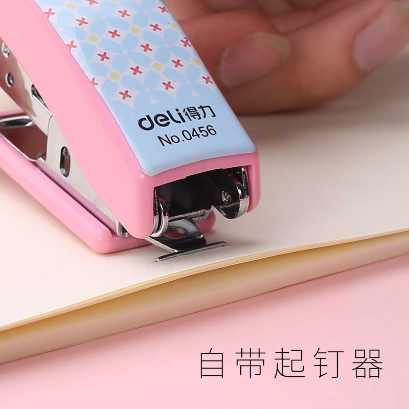Deli 0456 Stapler Set Mini Small Cute Cartoon Stapler Student Stationery Wholesale Portable