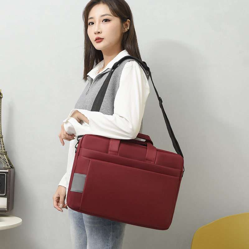 Cross-border trend wholesale men's and women's laptop bags, business shoulder messenger bags, fashion notebooks, thickened liner bags