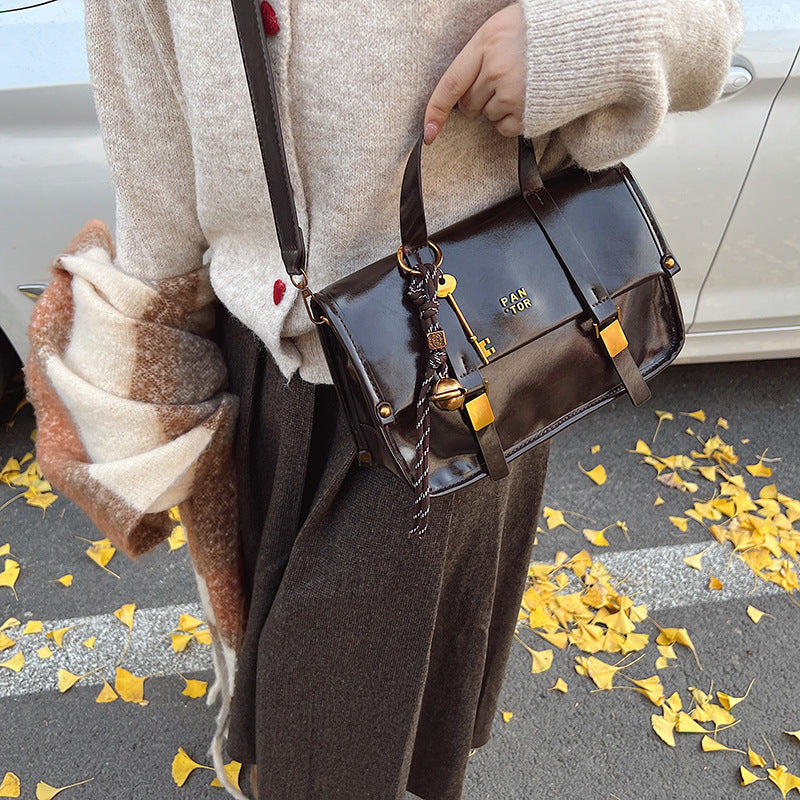 Cross-border retro high-end portable small bag women's bag 2025 new simple small square bag versatile shoulder messenger bag