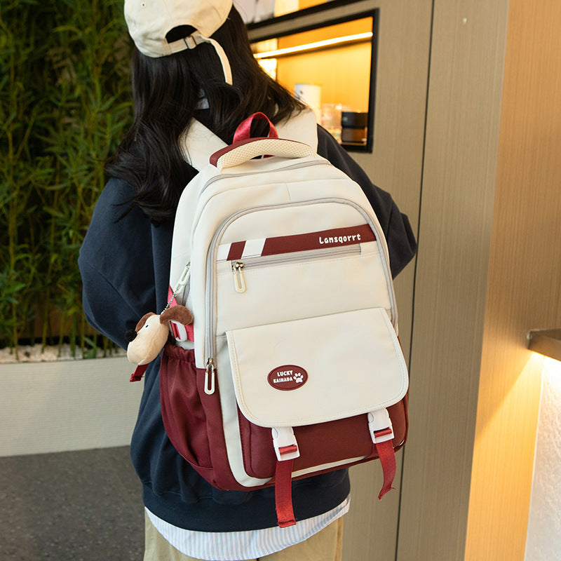 New small and fresh, junior high school student schoolbag, light student trendy backpack, high value, simple and large capacity backpack.