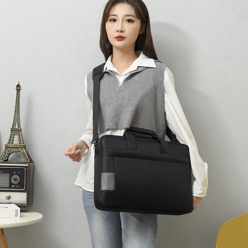 Cross-border trend wholesale men's and women's laptop bags, business shoulder messenger bags, fashion notebooks, thickened liner bags