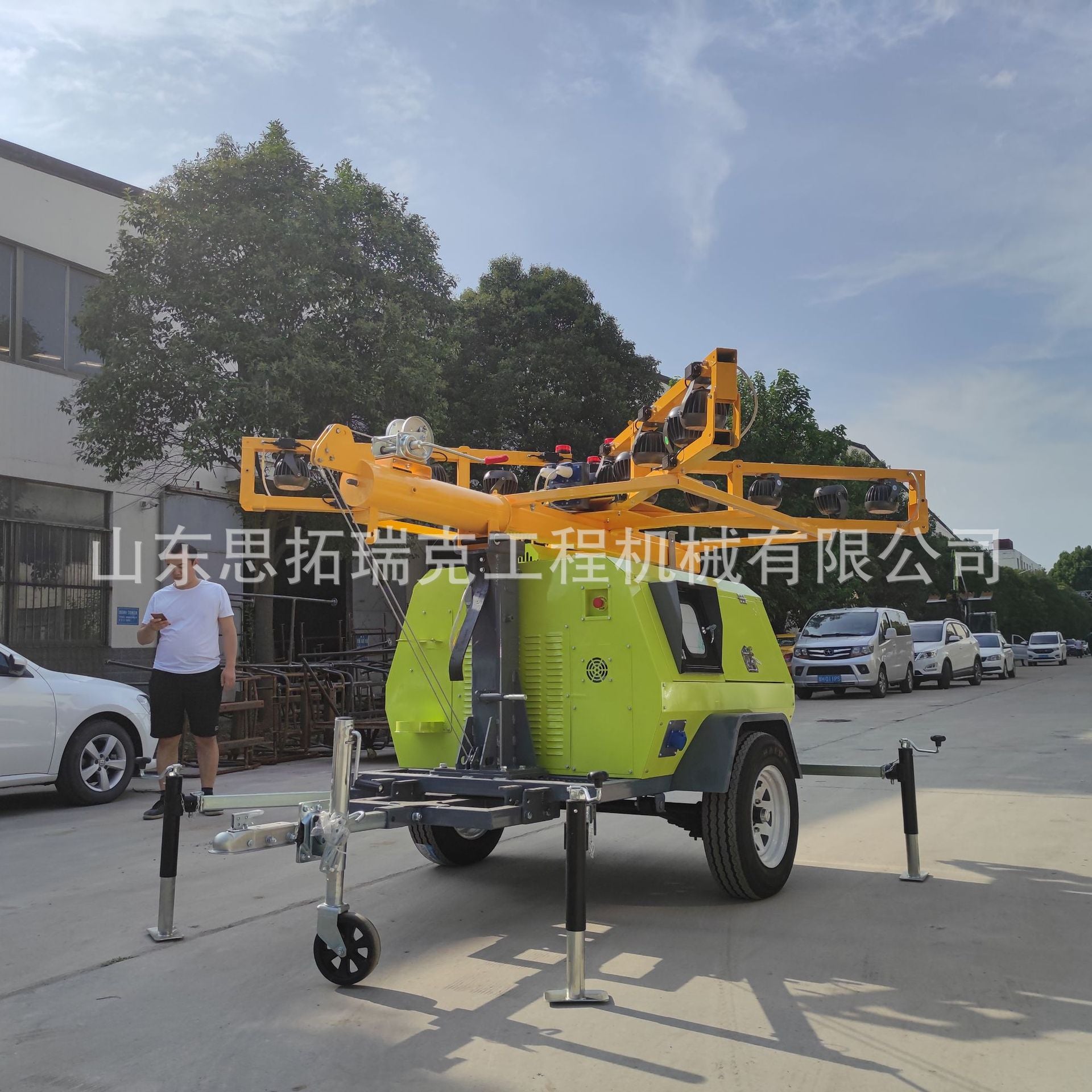 Mobile lighting vehicle, custom airport runway closure and maintenance lighting lighthouse, large-scale lighting in mining and oil fields