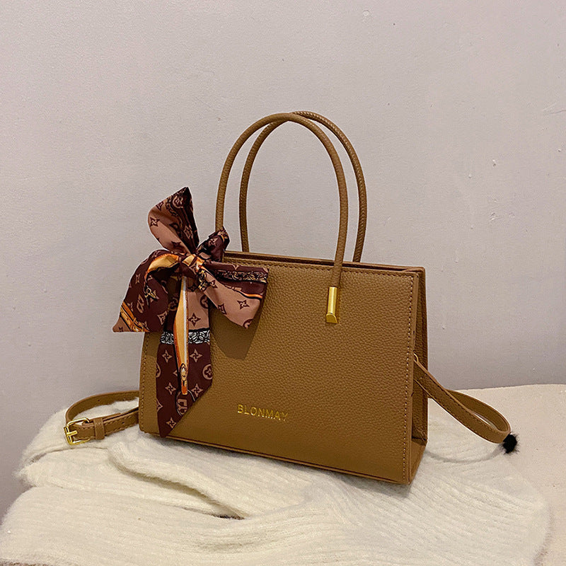 New high-end fashion handbag 2025 simple and popular versatile silk scarf high-end texture shoulder messenger women's bag