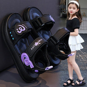 Girls' sandals: new summer open-toe beach sandals, soft-soled princess slides for girls, stylish outerwear for mid-to-large children