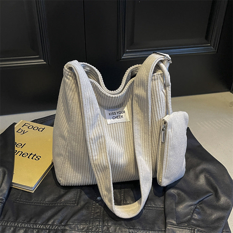 Autumn and winter new retro suede bucket bag large capacity Korean version versatile casual shoulder bag commuter messenger bag