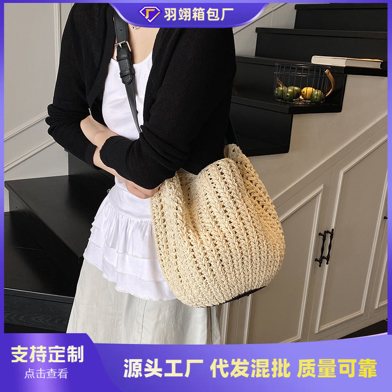 Foreign trade is popular this year, super-hot niche woven bags, women's 2025 new commuter versatile messenger bags, bucket bags
