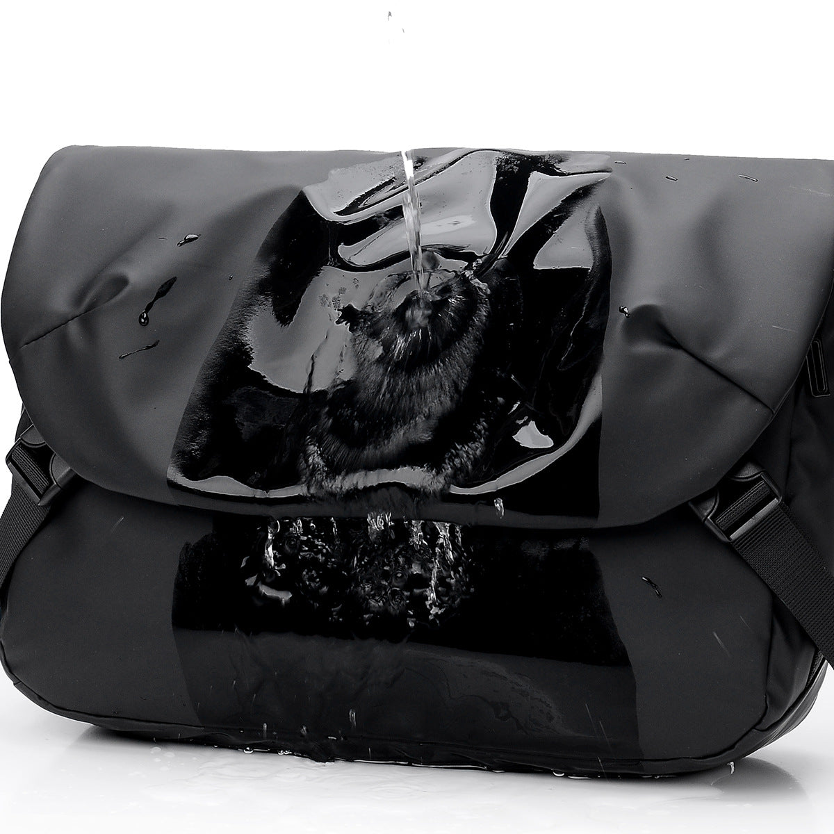 Cross-border trend men's messenger bag fashionable and versatile multi-compartment multi-functional anti-splashing casual shoulder messenger bag