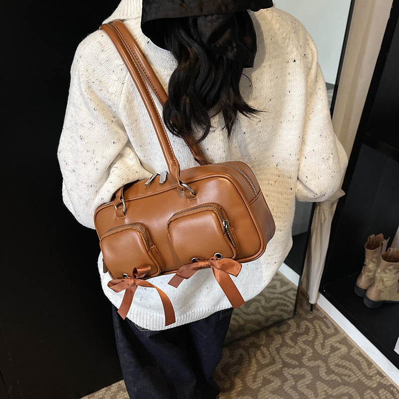 Simple retro underarm bag women's 2025 winter new Korean version niche portable commuter shoulder bag