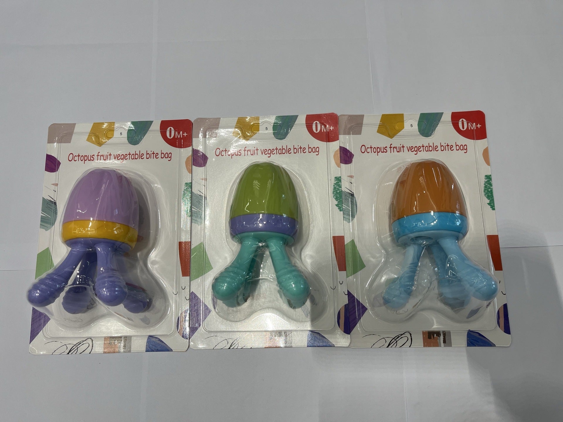 English card new baby, fruit complementary food bite music, silicone mesh bag baby feeding tableware, complementary food device