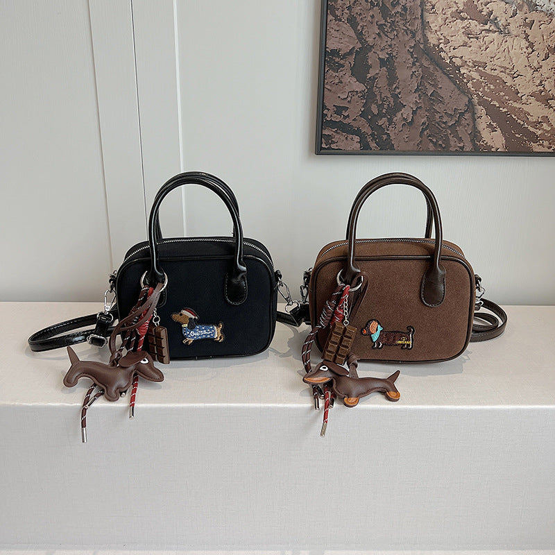 Cross-border hand carry fashion versatile bag women's 2025 new trend leisure bag high-end niche design shoulder bag