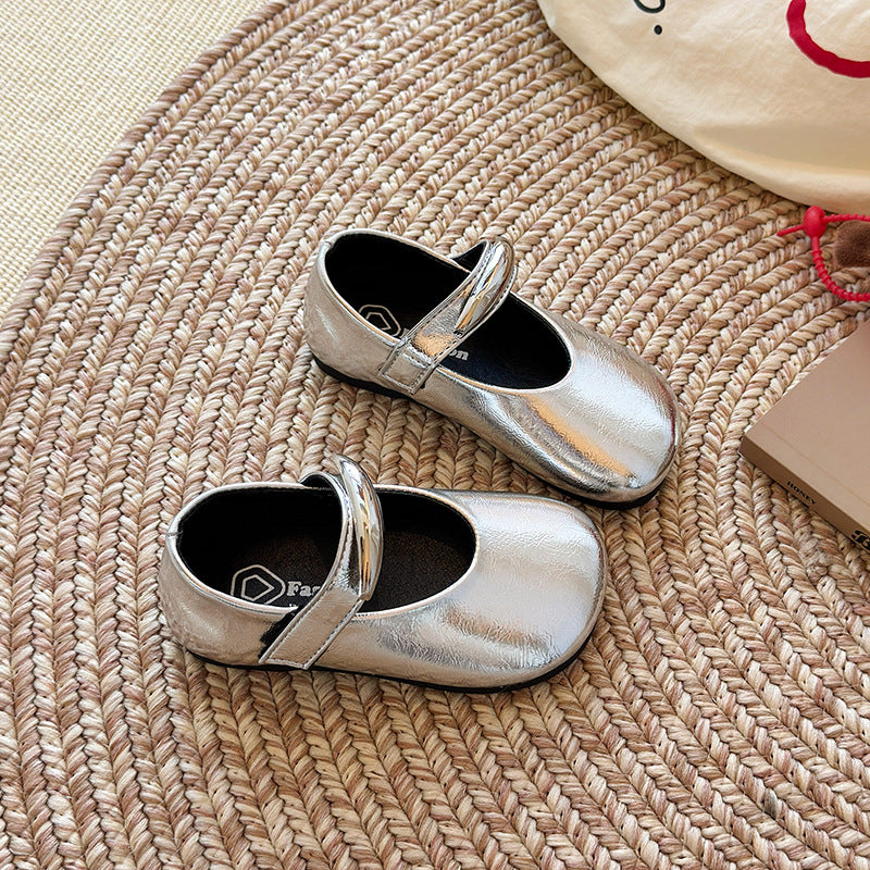 ins British small leather shoes 2025 spring and autumn new Korean version of girls' small fragrant style princess shoes little girl with skirt