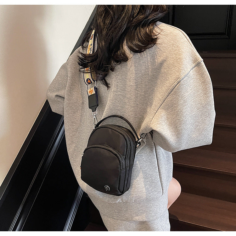 Cross-border wide shoulder strap small satchel women's shoulder bag light travel commuter fashion women's bag versatile casual messenger bag