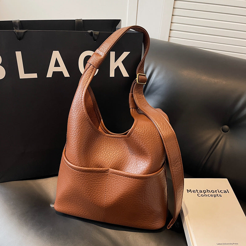 Autumn and winter retro soft surface niche design bag 2025 new women's bag popular popular versatile shoulder bag bucket bag