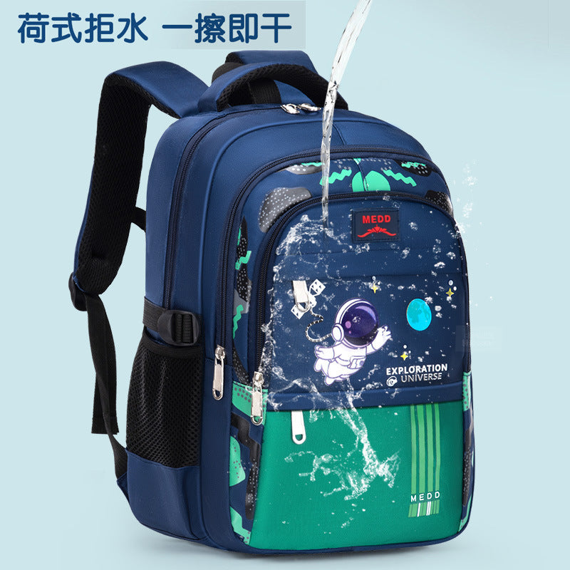 New primary school schoolbag boys 1-3-6 grade trend lightweight burden reduction ridge protection large capacity children's schoolbag wholesale