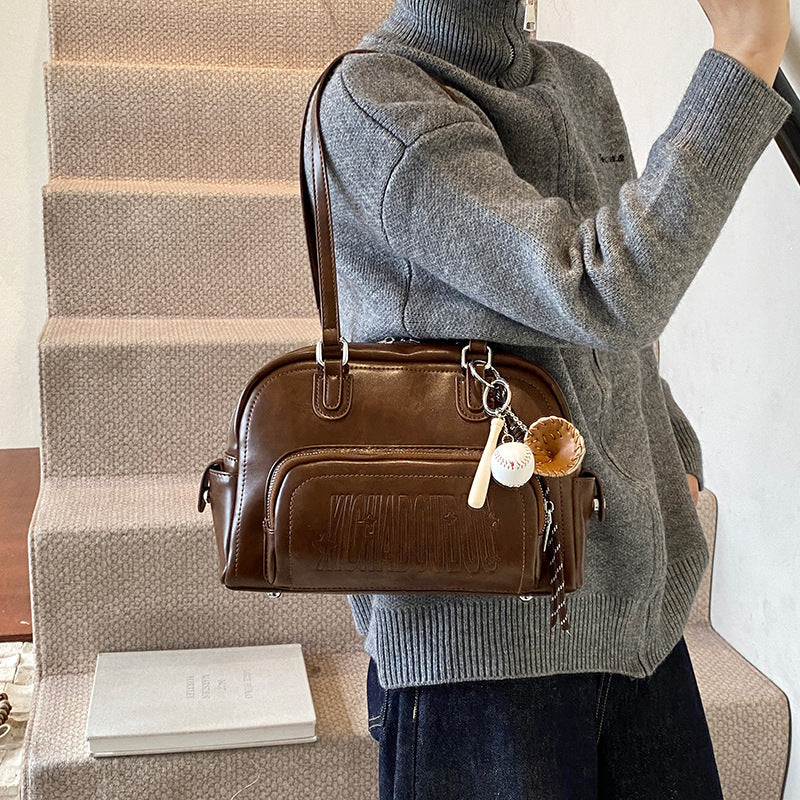 2025 new fashion trend light retro baseball bag women's shoulder handbag large capacity