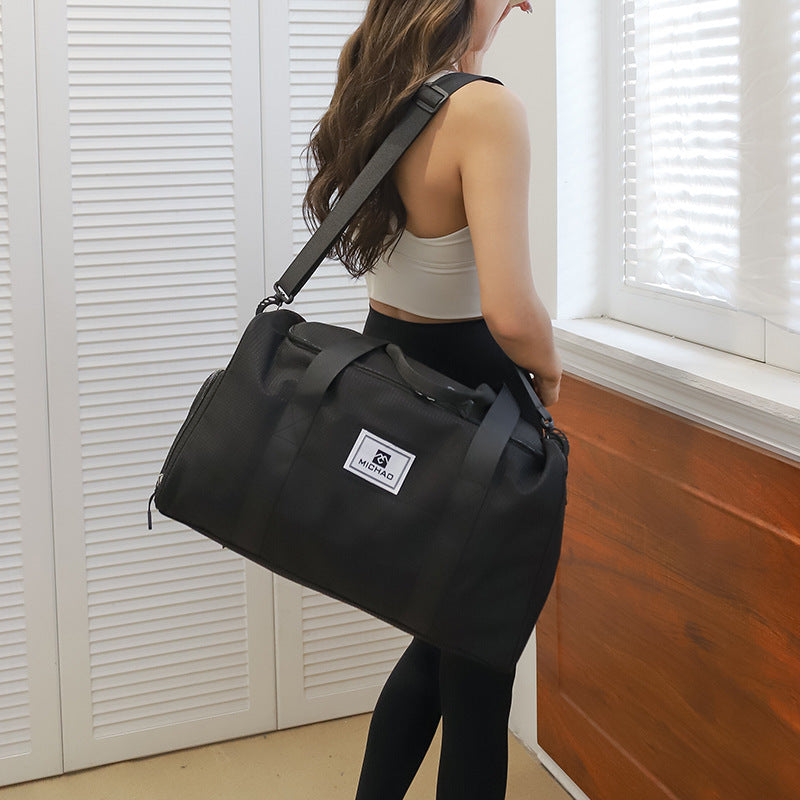 New large-capacity travel bag storage bag anti-splashing shoulder bag messenger bag multi-functional short-distance travel bag