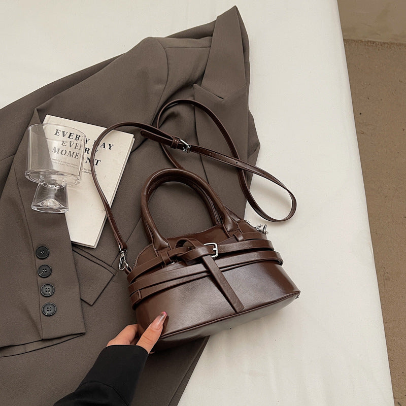 Cross-border handbag women's 2025 new Korean version ins versatile shoulder bag high-end niche design shell bag