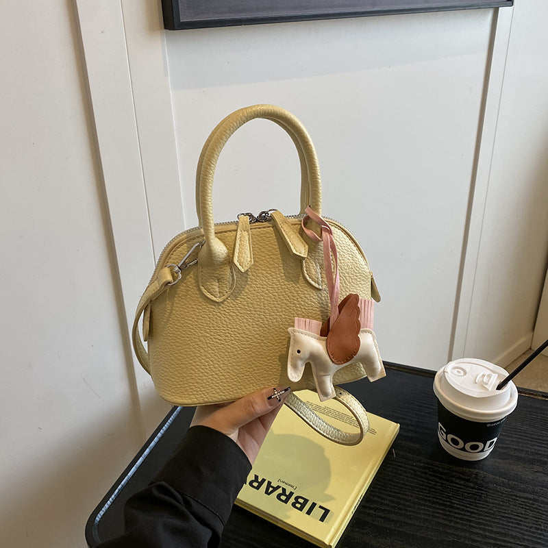 Bowling bag shell bag high sense 2025 popular fashion versatile niche messenger handbag shoulder bag