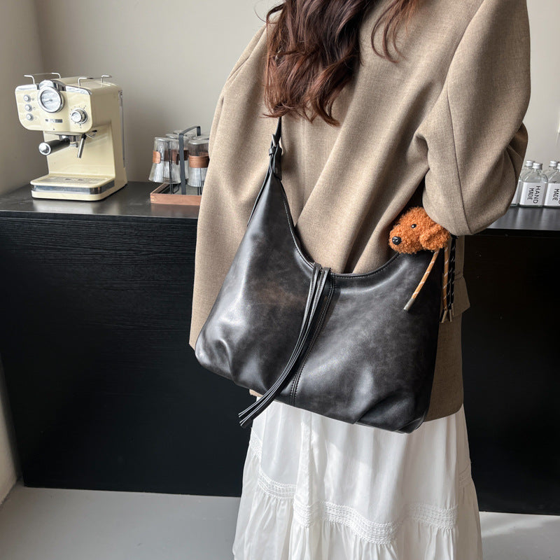 Casual retro large-capacity bag women's 2025 new autumn and winter commuter shoulder bag popular leopard print messenger bag