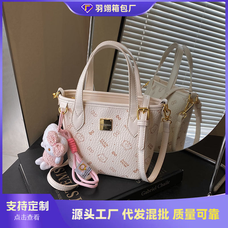 Cross-border super fire small bag women's spring and summer 2025 new versatile messenger bag popular this year portable bucket bag