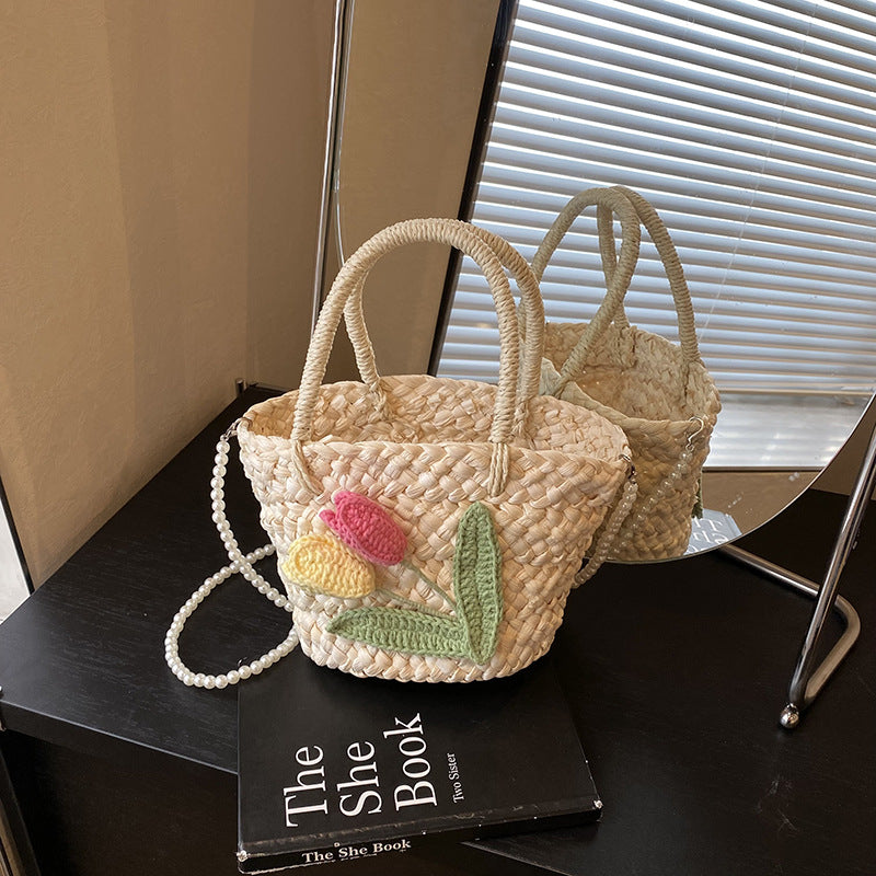 Cross-border 2025 summer new handmade crochet woven straw fresh and cute premium portable messenger shoulder bag