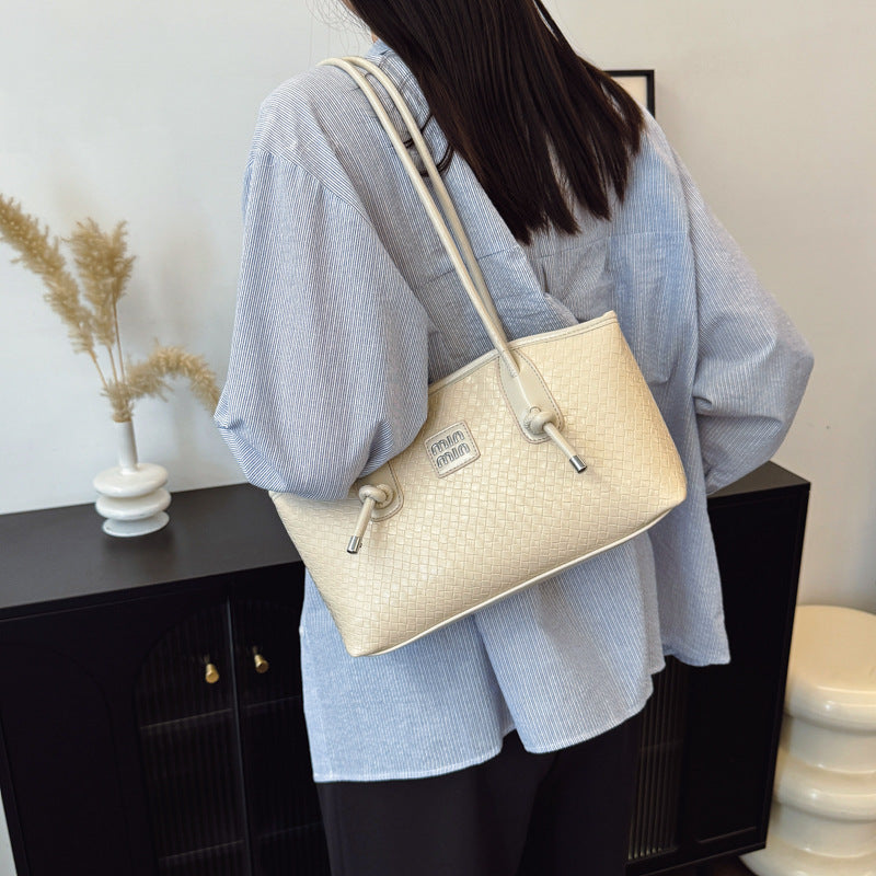 Bag women's Korean version of high-end underarm bag 2025 summer new niche tote bag simple casual fashion shoulder bag