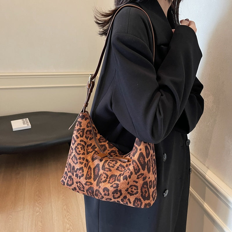 Cross-border retro high-end underarm dumpling bag women's 2025 new autumn and winter trend leopard print versatile single shoulder messenger bag
