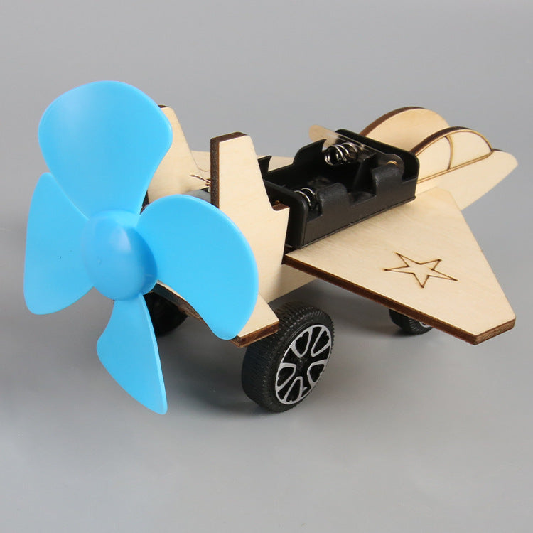 Science and technology small production DIY fighter primary school invention science experimental materials stem education puzzle science and education model