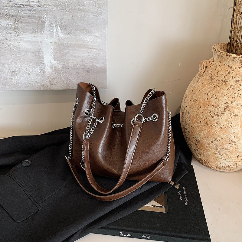 Soft leather handbag 2025 new women's bag simple retro small leather bag fashion cosmetic bag solid color chain diagonal backpack