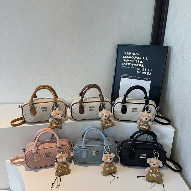 Cross-border versatile simple messenger bag women's summer 2025 new fashion Korean version of high-end portable commuter bag women