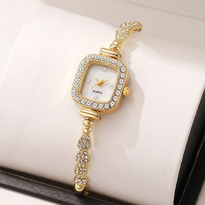 new small square quartz watch for women, elegant ladies' bracelet watch, suitable for middle and high school students