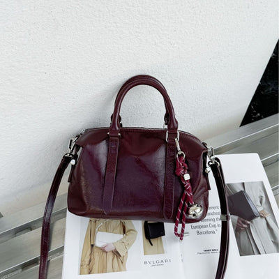 2024 fall/winter new women's bag: oil wax leather boston pillow bag - vintage, casual, versatile handbag & crossbody bag