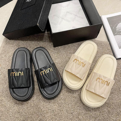 2023 new platform slippers for women, trendy outdoor style, popular online, fashionable home slippers, non-slip soft sole, korean style sandals, wholesale