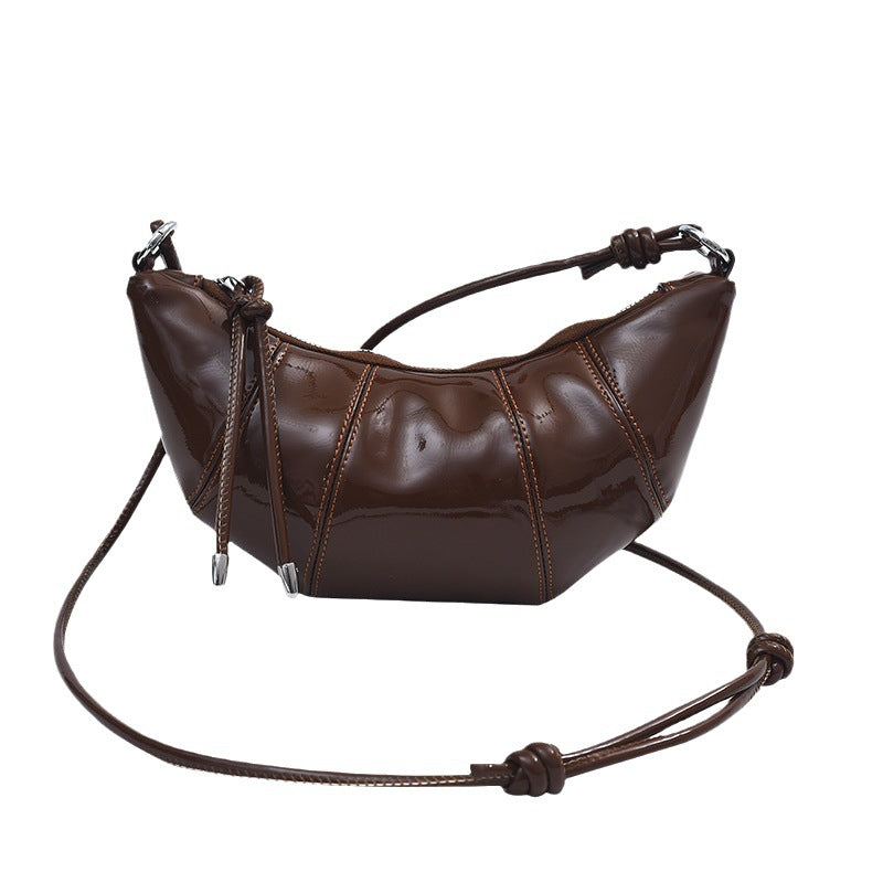 Cross-border textured crescent bag 2025 winter new women's bag niche design shoulder bag simple retro messenger bag tide