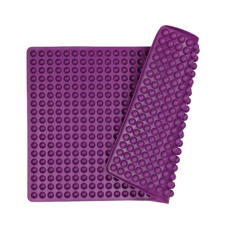 Cross-border 468-hole dog food semi-round ball pet snack baking pad 221 silicone mold 140 Pet dog