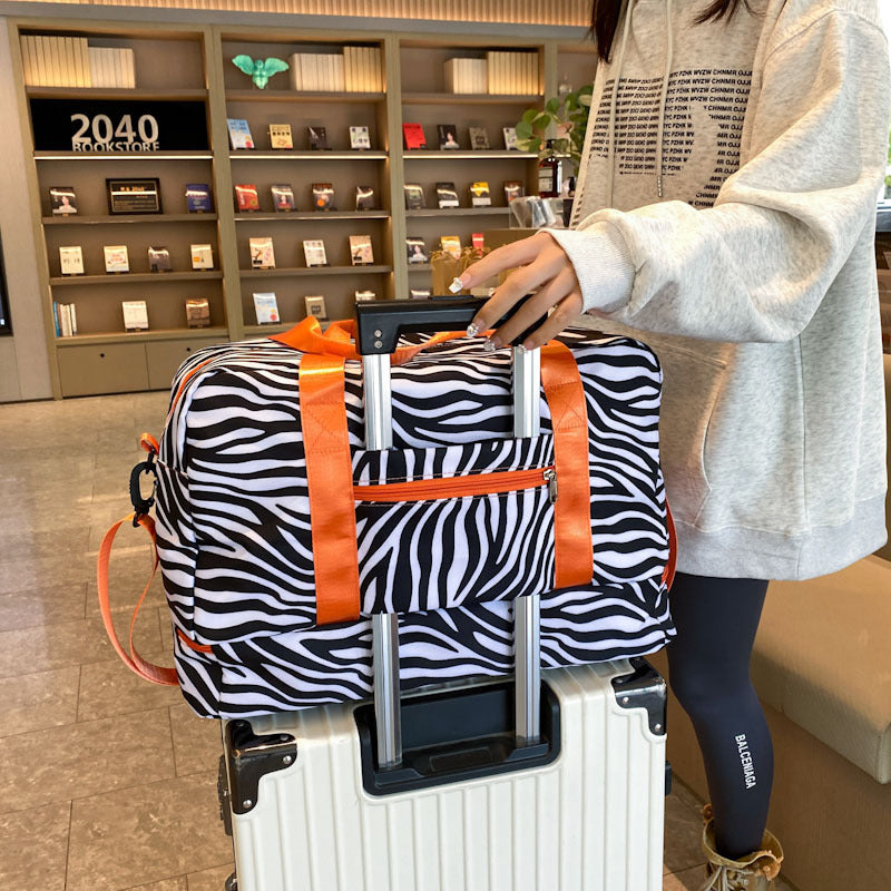 New folding travel bag large capacity shoulder hand luggage women's short trip swimming fitness bag versatile