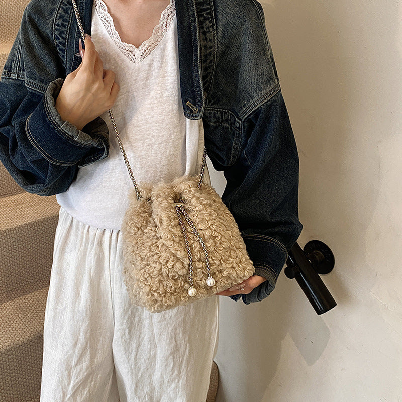 New Chinese style national style bag women's 2025 new niche design chain shoulder messenger bag portable bucket bag