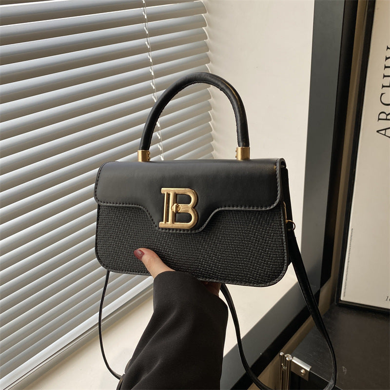 Cross-border senior design women's bag 2025 new leisure commuting practical versatile hand carry shoulder messenger bag