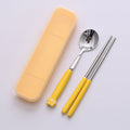Yellow cat claw spoon and chopsticks
