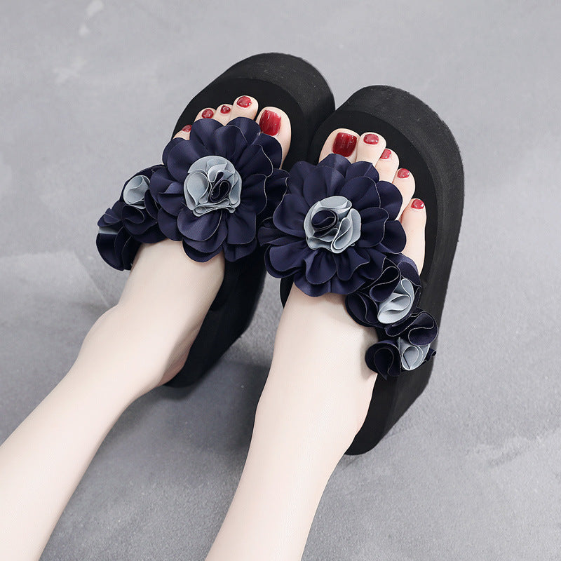 2026 summer wedge heel fashion anti-slip outdoor flip-flops women's beach vacation sandals