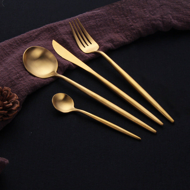 High-end western cutlery set, including steak knives, chopsticks, forks, and spoons, made from 304 stainless steel. available in black gold and original stainless steel finishes