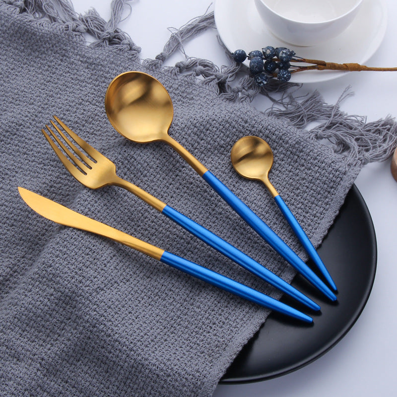 High-end western cutlery set, including steak knives, chopsticks, forks, and spoons, made from 304 stainless steel. available in black gold and original stainless steel finishes