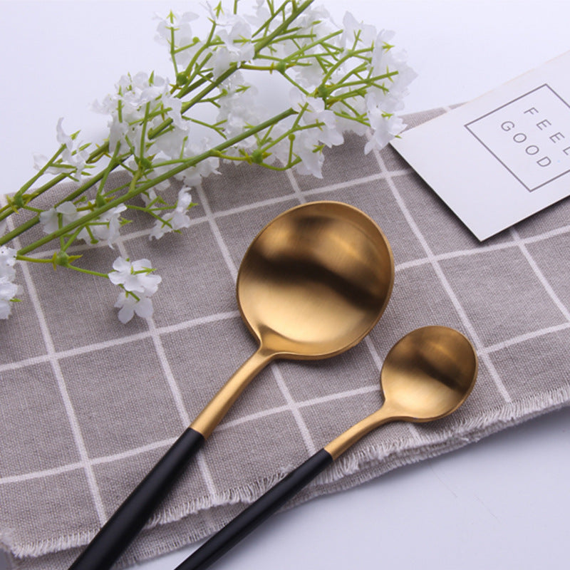 High-end western cutlery set, including steak knives, chopsticks, forks, and spoons, made from 304 stainless steel. available in black gold and original stainless steel finishes