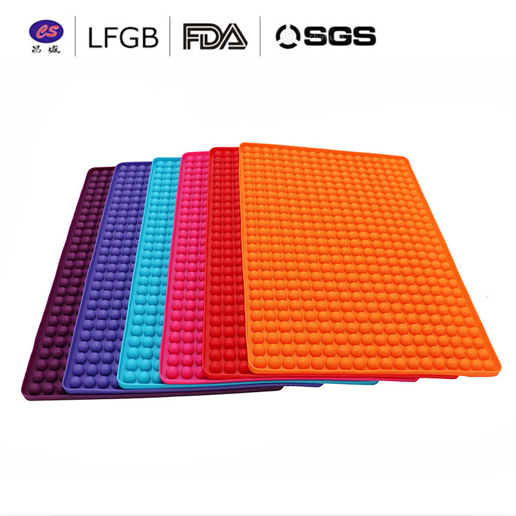 468 holes 1.2CM barbecue pad, dog food biscuit mold silicone barbecue pad, small ball drain pad spot wholesale