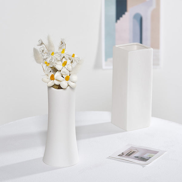 Small white fresh ceramic vase, dried flower arrangement, living room ornament, Nordic modern water culture flower pot