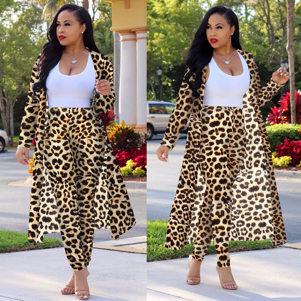 Spot! 8576 hot-selling European and American sexy leopard print cardigan long-sleeved two-piece nightclub clothes