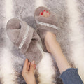 Women's shoes 2024 new korean style fuzzy slippers women's outdoor wear popular fashion pearl chic trendy shoes flat bottom sandals