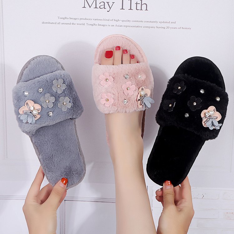 Fall and winternew arrivalstuffed open-toe slippers handmade pearl rhinestone white women's home flower flip-flops heattech