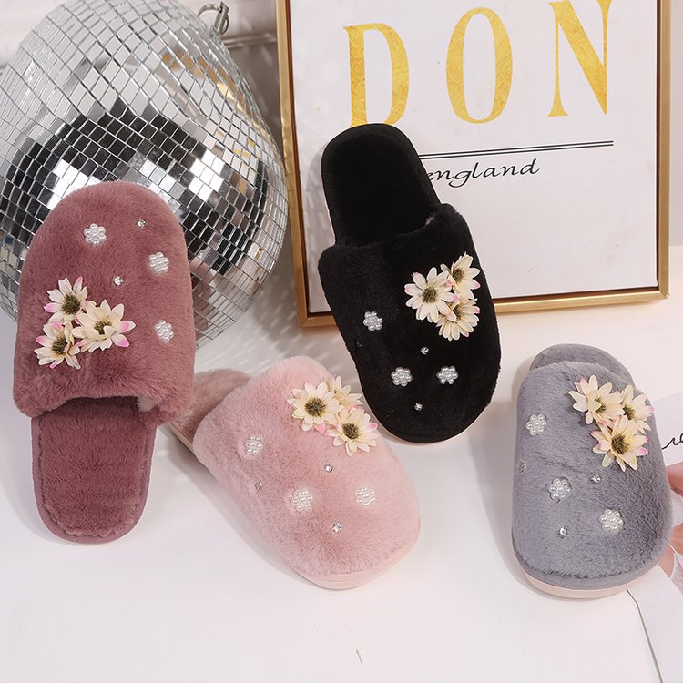 Korean style floral plush closed-toe slippers - women's comfortable, durable, indoor pearl home slippers